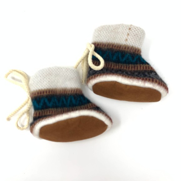 Baby Booties handmade in‎ Alpaca Wool - Picture 2 of 7